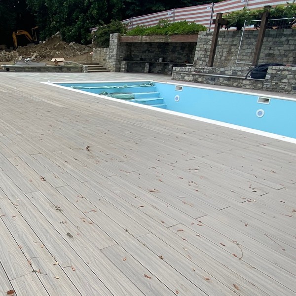 Pavimentazione Piscina con Listoni WPC Decking Cover Beige