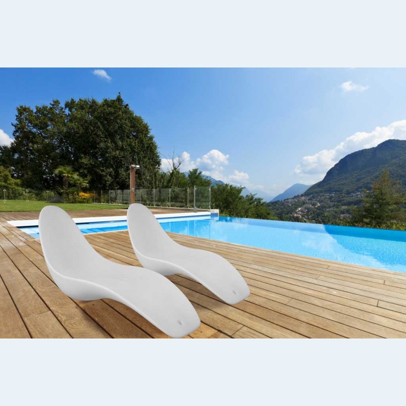 Lettino prendisole CHAISE LONGUE in polietilene SIRIO Lettino prendisole CHAISE LONGUE in polietilene SIRIO