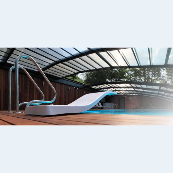 Trampolino per Piscina modello Delfino 1,6 mt completo di ancoraggi